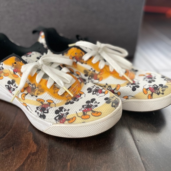 Vans X Disney Mickey Mouse Ultra Range First Edition Men’s 9.5 - Picture 11 of 12